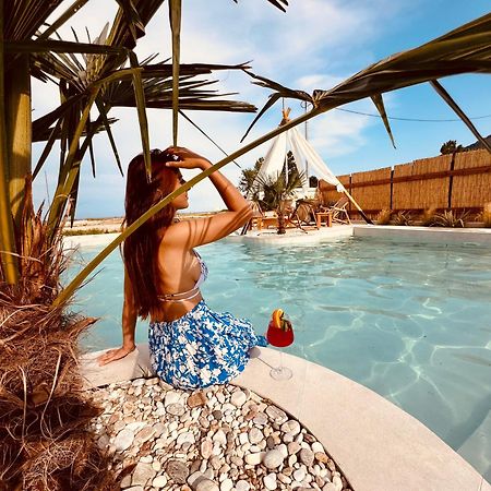 Amo Golden Suites Chrysi Ammoudia ภายนอก รูปภาพ