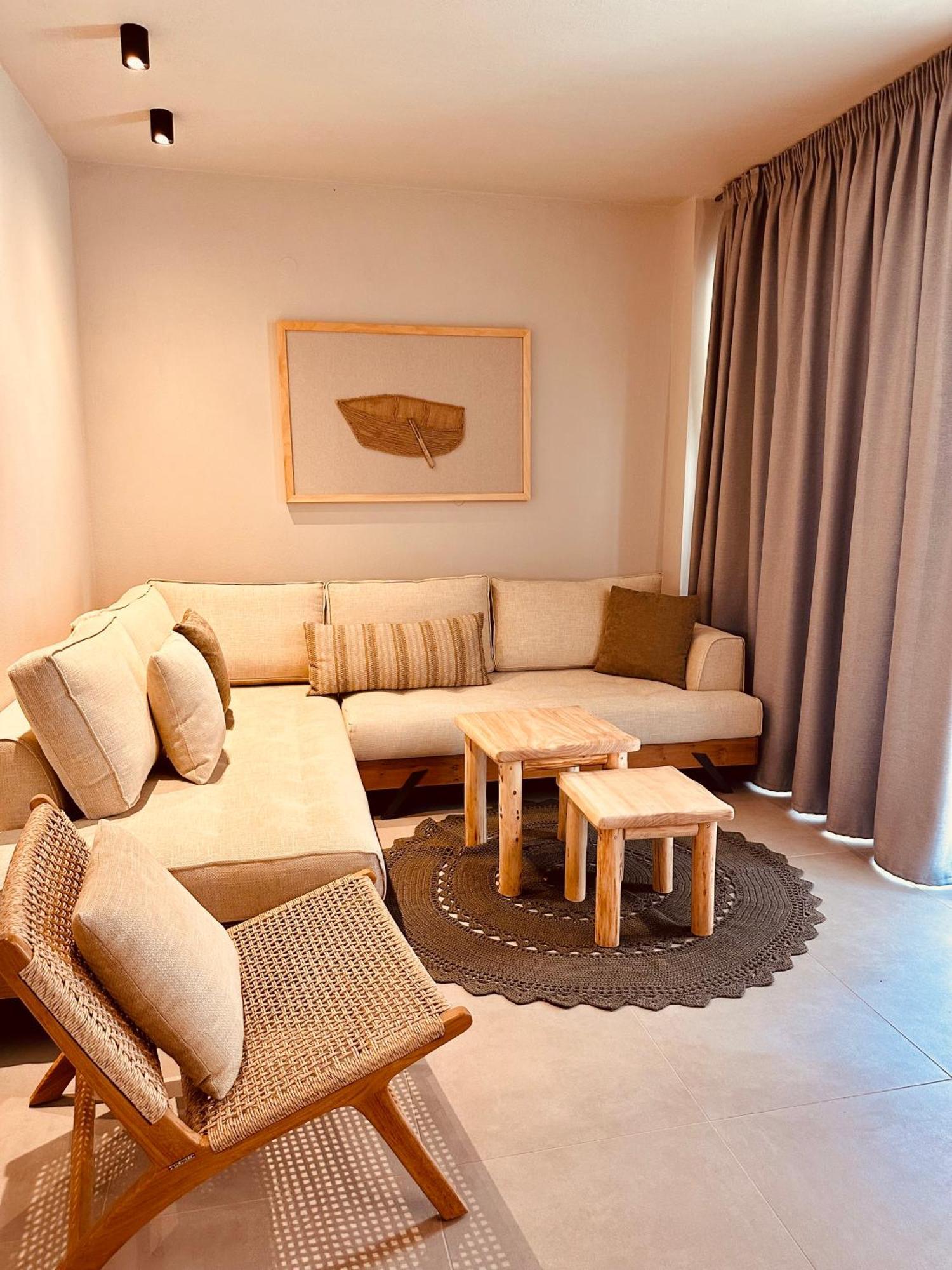Amo Golden Suites Chrysi Ammoudia ภายนอก รูปภาพ