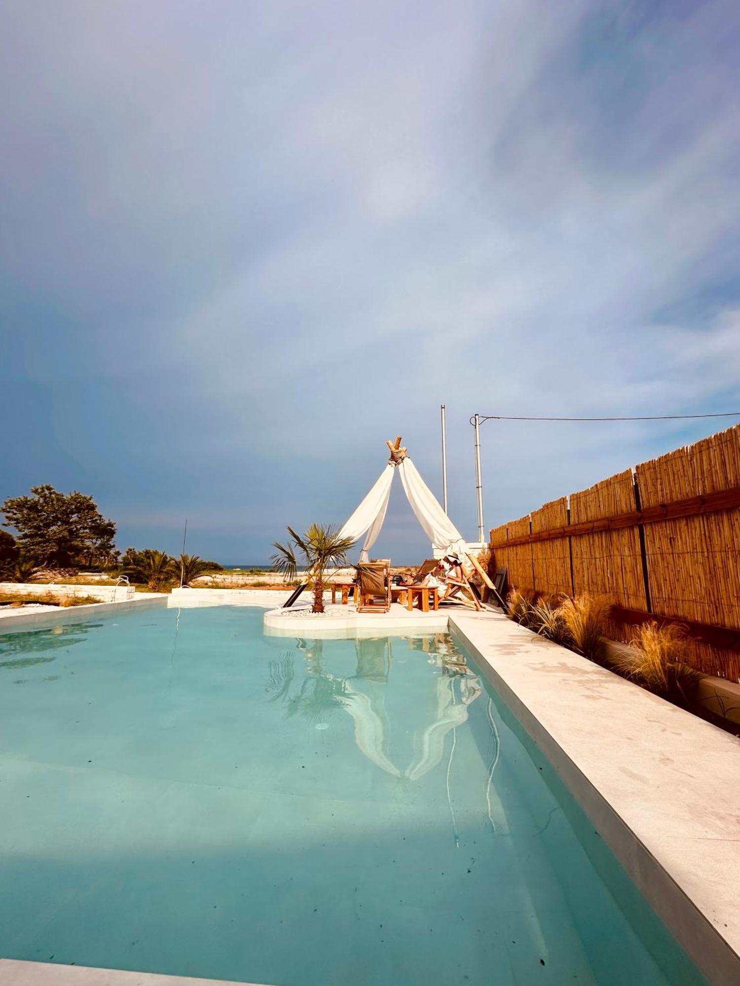 Amo Golden Suites Chrysi Ammoudia ภายนอก รูปภาพ