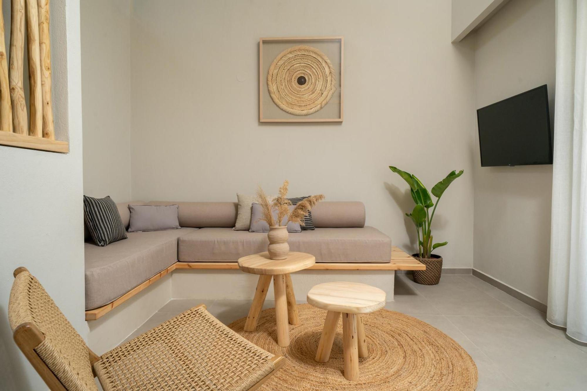 Amo Golden Suites Chrysi Ammoudia ภายนอก รูปภาพ