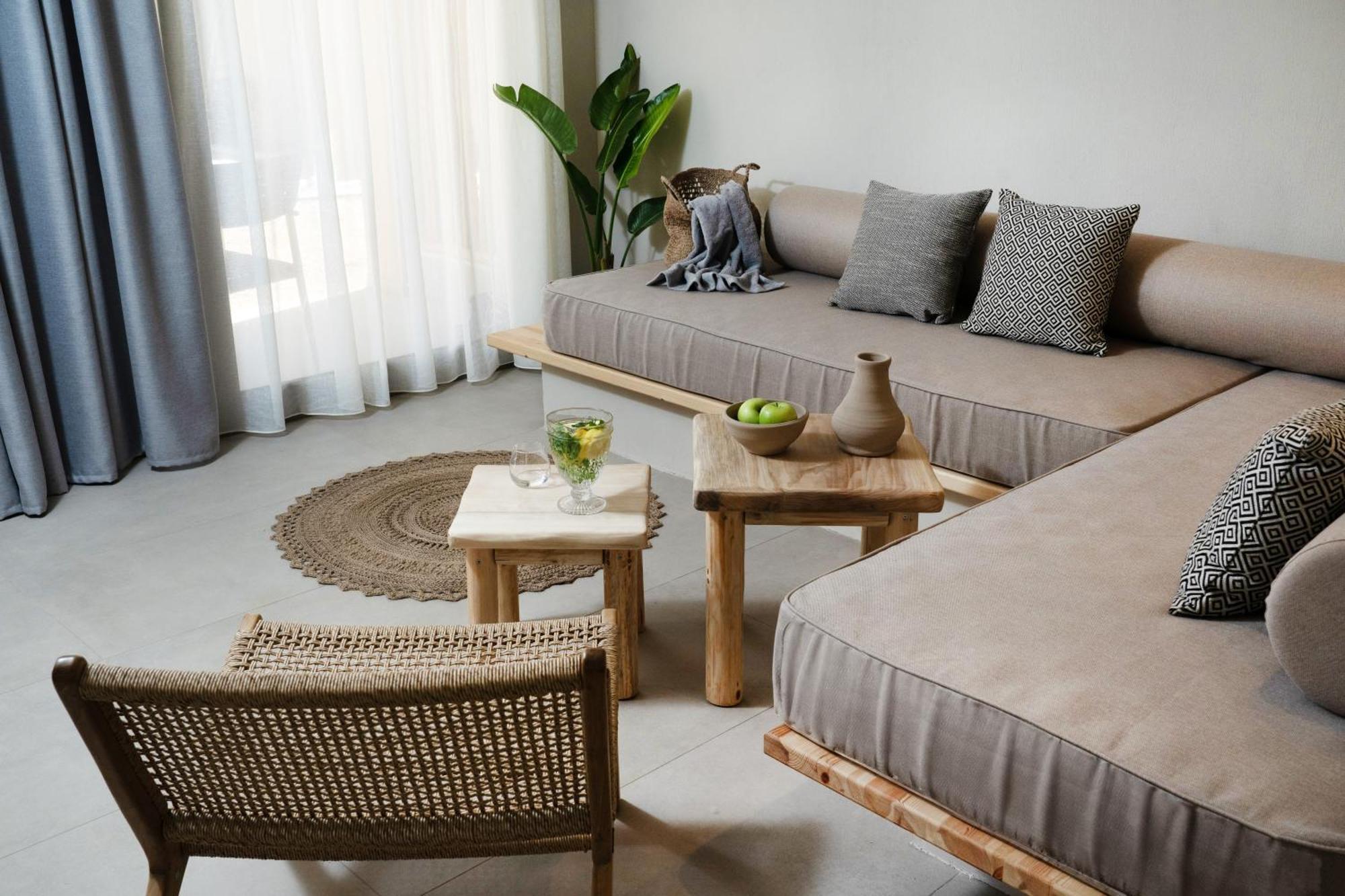 Amo Golden Suites Chrysi Ammoudia ภายนอก รูปภาพ